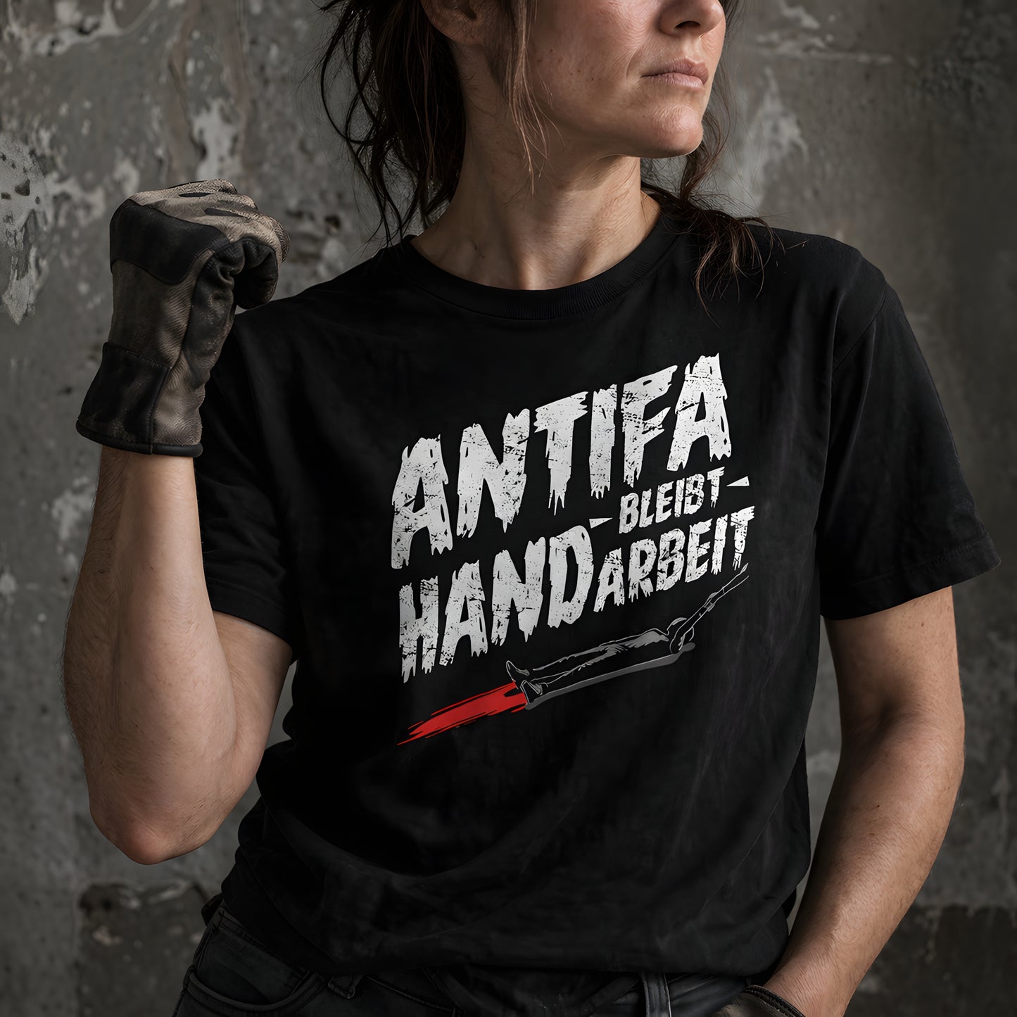 Antifa bleibt Handarbeit - Retail Fit T-Shirt
