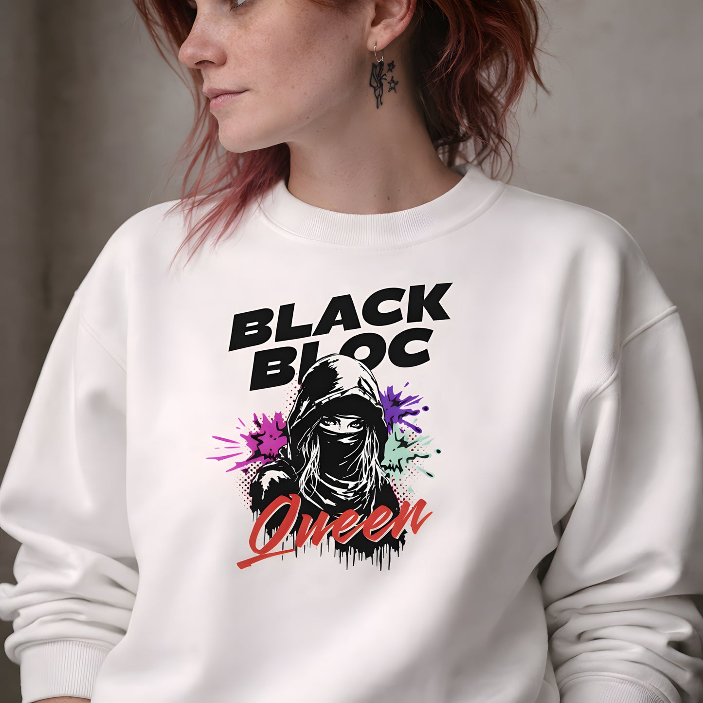 Black Bloc Queen - Basic Sweatshirt