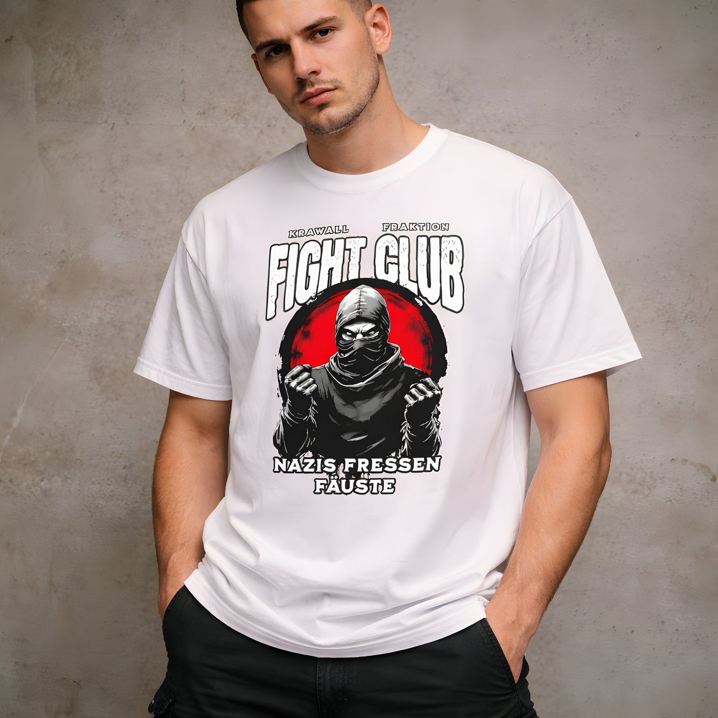 Nazis fressen Fäuste - Basic T-Shirt