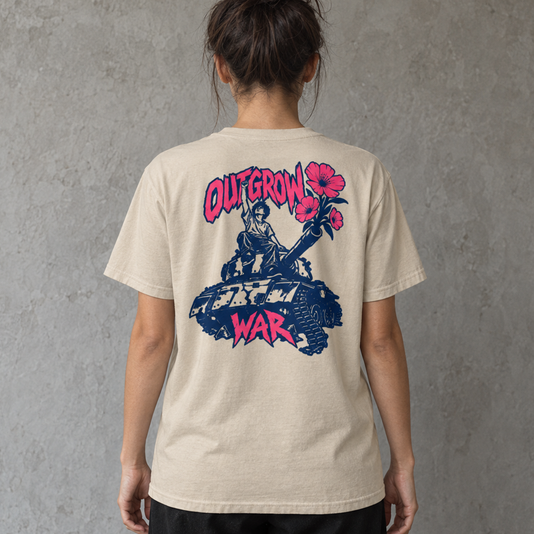 Outgrow War [Front Stick/Backprint] - Basic T-Shirt – Rückenansicht
